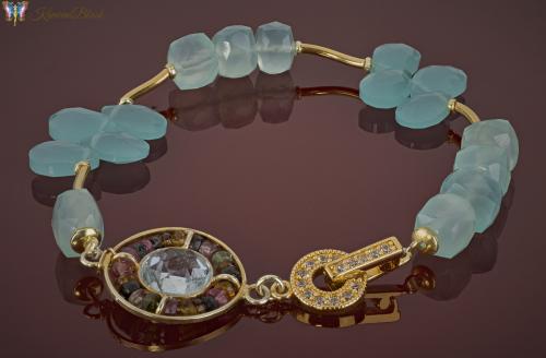 Chalcedon i topaz w turmalinach 